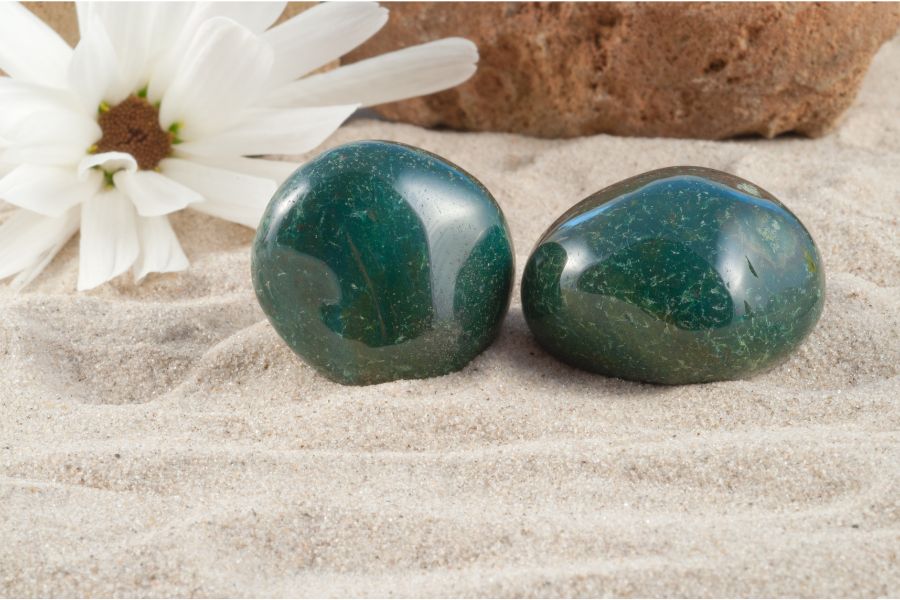 Healing Properties and Benefits Of Bloodstone