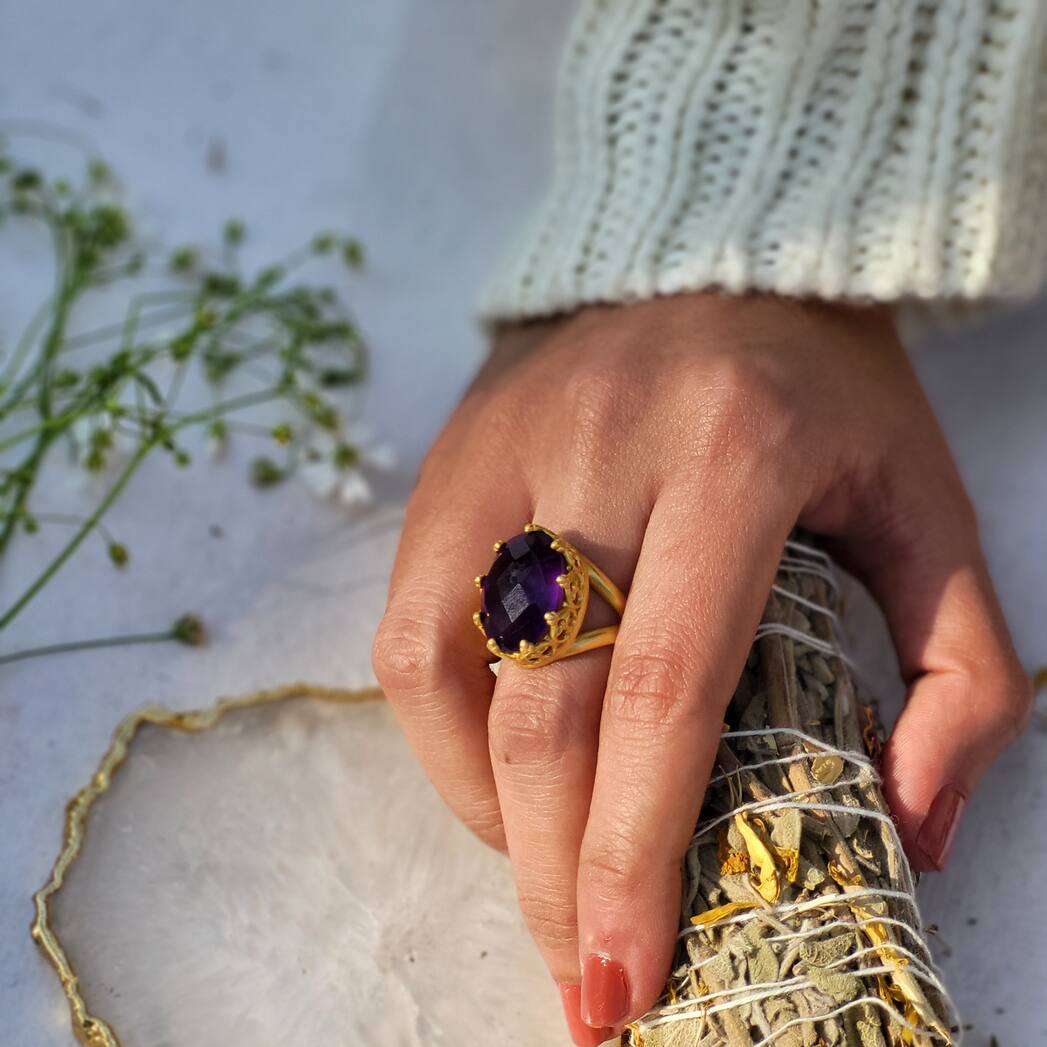 Amethyst Healing Ring for Calmness and Good Health